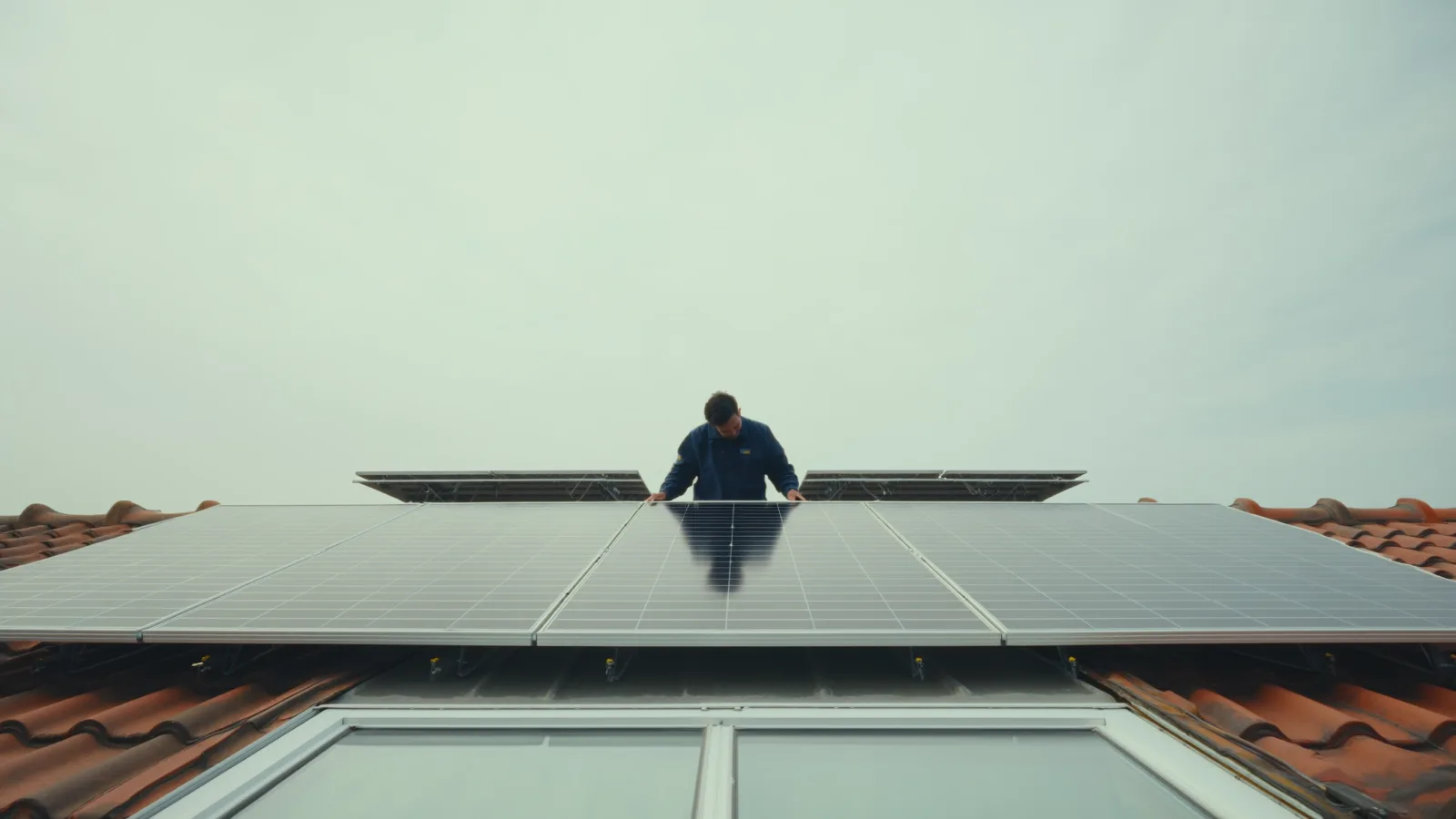 Levensduur omvormer zonnepanelen: string vs micro vs